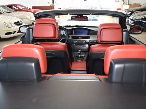 Used 2013 BMW 335is Convertible image 17
