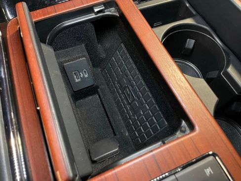 Used 2022 Lincoln Navigator Reserve image 27