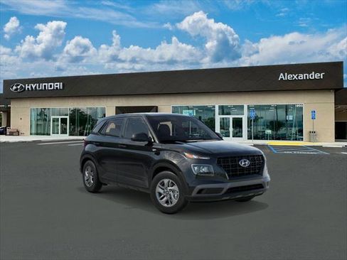 New 2026 Hyundai Venue SE image 2