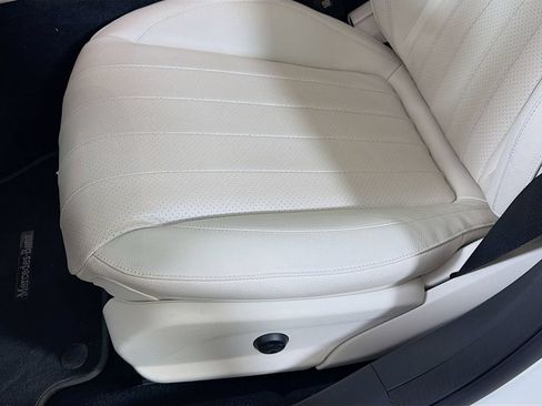 Certified 2023 Mercedes-Benz E 350 4MATIC Sedan image 23