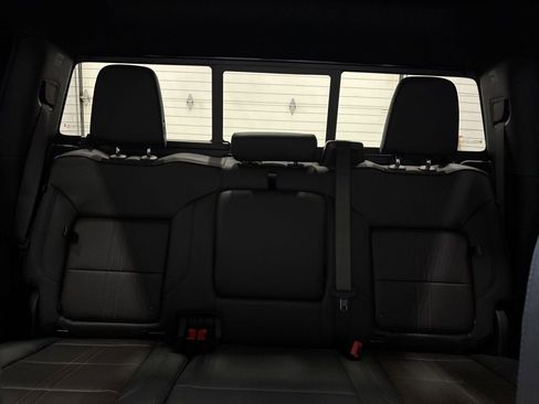 New 2026 Chevrolet Silverado 1500 High Country AWD/4WD image 34