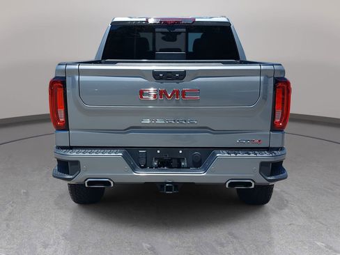 Used 2024 GMC Sierra 1500 AT4 w/ Technology Package AWD/4WD image 6