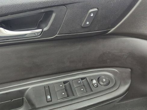 Used 2015 Chevrolet Traverse LT AWD/4WD image 10