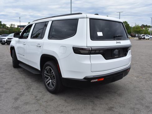 New 2026 Jeep Grand Wagoneer 2WD image 7