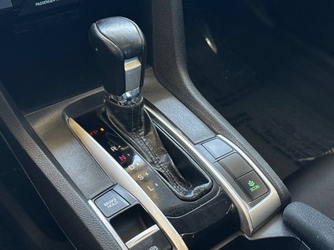 Certified 2021 Honda Civic EX image 19