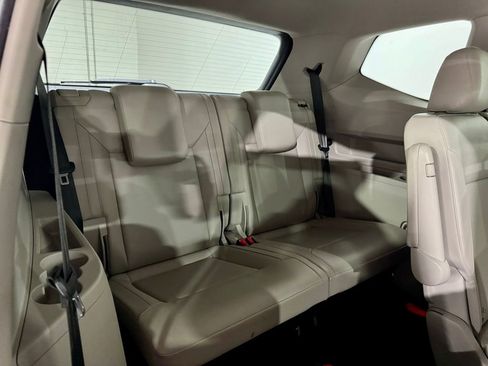 Used 2019 Volkswagen Atlas SE w/ Towing Package image 29