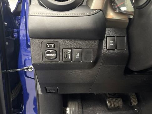 Used 2015 Toyota RAV4 XLE AWD/4WD image 21