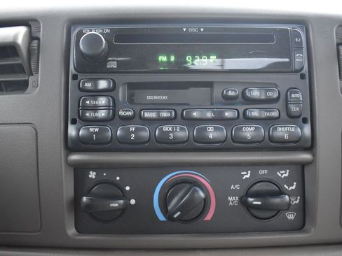 Used 2000 Ford F250 Lariat image 13