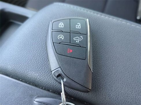 Certified 2025 Chevrolet Silverado 2500 Custom w/ Custom Value Package image 35