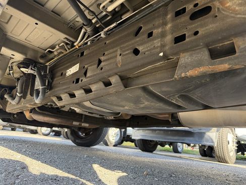 Used 2020 Chevrolet Express 3500 image 32