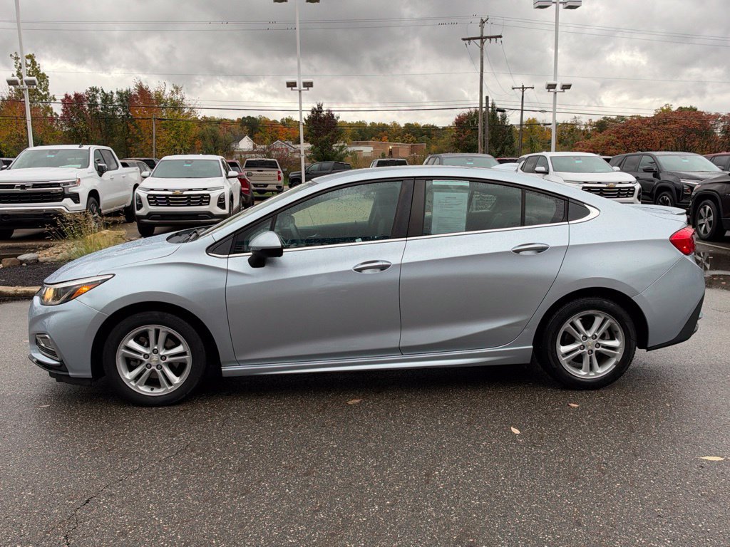 Used 2017 Chevrolet Cruze LT w/ Convenience Package FWD image 25