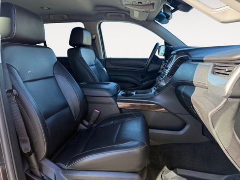 Used 2018 Chevrolet Tahoe LT image 6