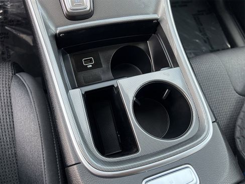 Used 2021 Hyundai Santa Fe SE image 16