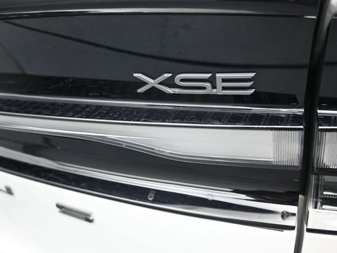 Used 2024 Toyota Prius Prime Premium image 41