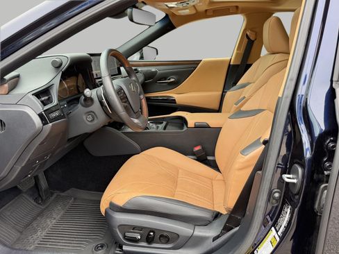 Used 2025 Lexus ES 300h w/ Accessory Package (Z1) FWD image 21
