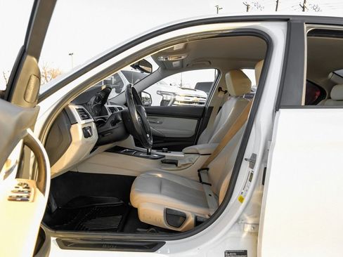 Used 2018 BMW 320i Sedan image 35