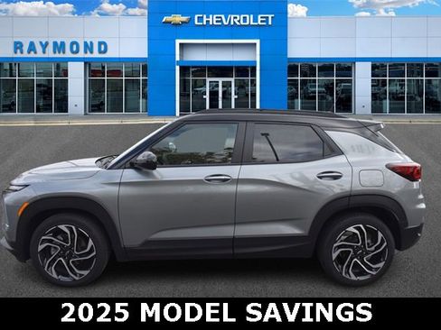 New 2025 Chevrolet TrailBlazer RS w/ Convenience Package image 6