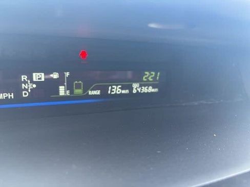 Used 2013 Toyota Prius V Two FWD image 29