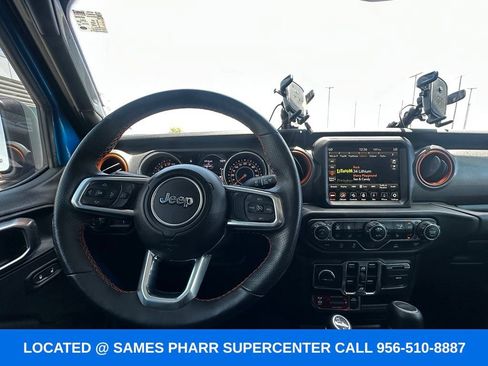Used 2023 Jeep Gladiator Mojave w/ Cold Weather Group AWD/4WD image 13