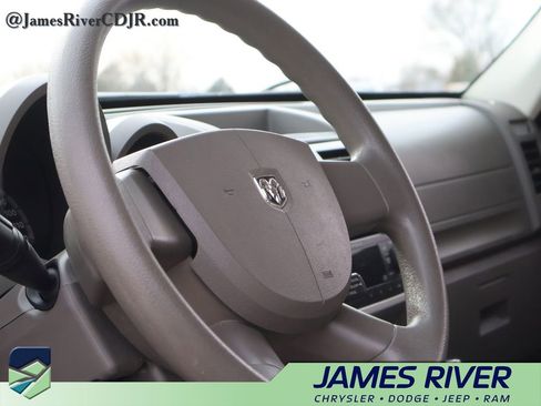 Used 2008 Dodge Nitro SXT image 24