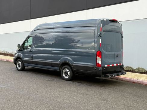 Used 2020 Ford Transit 250 148 High Roof Extended image 3