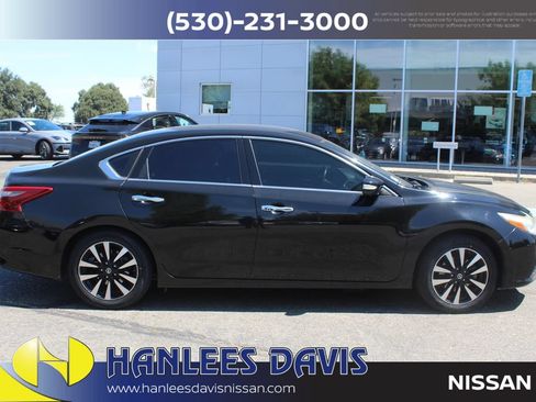 Used 2018 Nissan Altima 2.5 SL FWD image 6