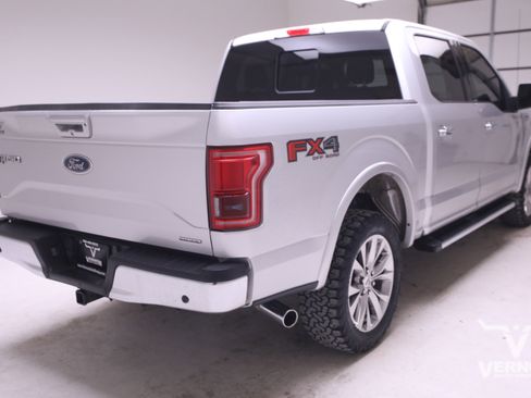 Used 2015 Ford F150 Lariat w/ Equipment Group 502A Luxury image 5