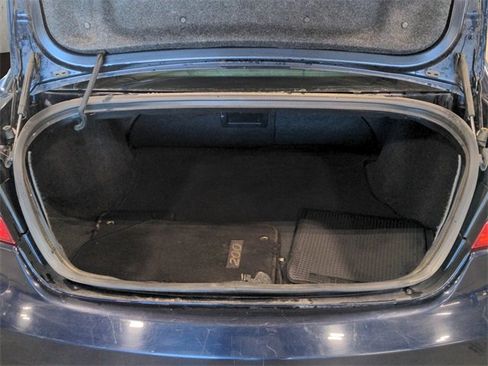 Used 2012 Chrysler 200 Touring image 7