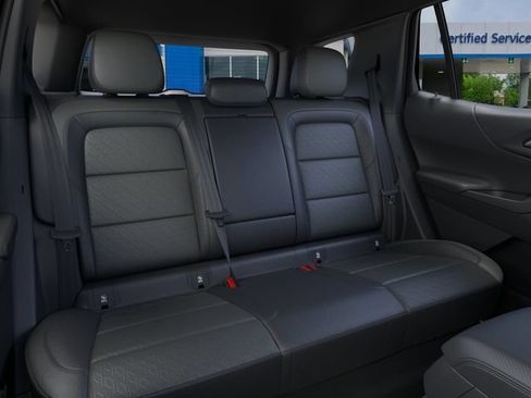 New 2026 Chevrolet Equinox LT w/ Convenience Package II FWD image 17