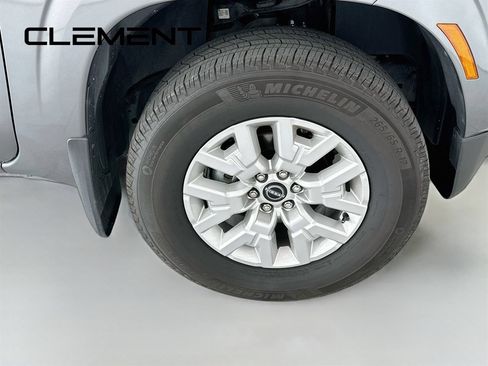 Used 2024 Nissan Frontier SV w/ SV Convenience Package AWD/4WD image 35