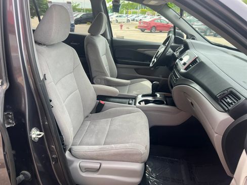 Used 2019 Honda Pilot LX image 8