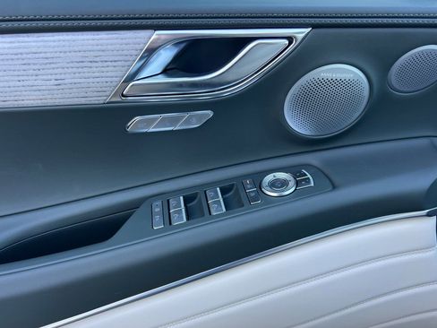 New 2026 Genesis GV80 2.5T Advanced image 12