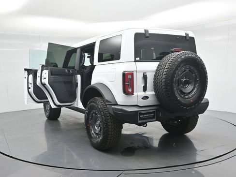 New 2025 Ford Bronco Badlands image 32