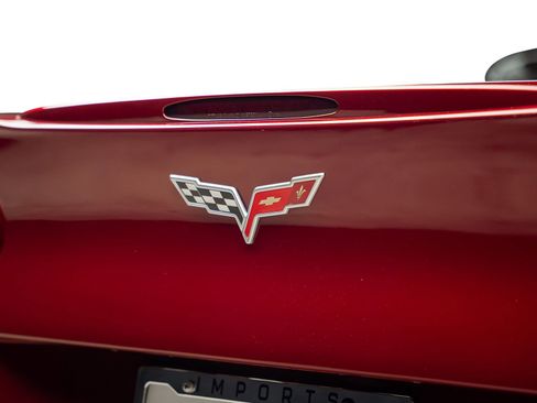 Used 2007 Chevrolet Corvette Convertible w/ Preferred Equipment Group RWD image 20