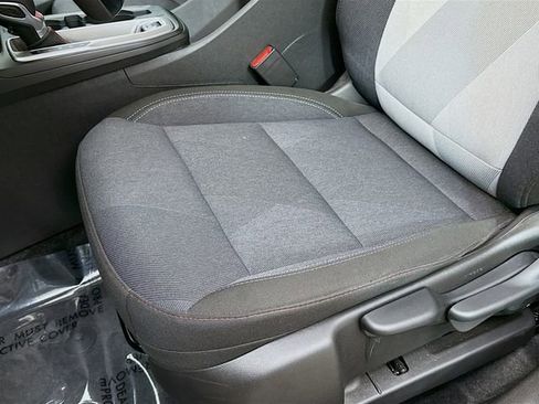 Used 2025 Chevrolet Trax RS w/ Driver Confidence Package image 21