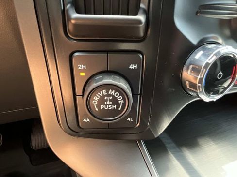 Used 2024 Ford F150 Lariat w/ Equipment Group 502A High AWD/4WD image 43