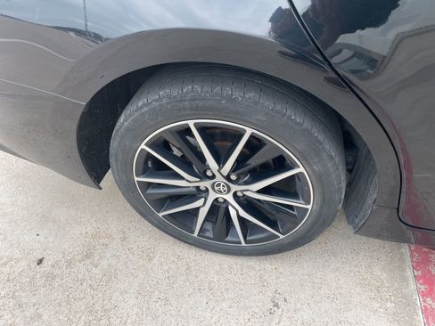 Used 2024 Toyota Camry SE w/ Cold Weather Package FWD image 7