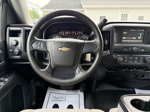 Used 2019 Chevrolet Silverado 1500 W/T w/ WT Convenience Package AWD/4WD image 11