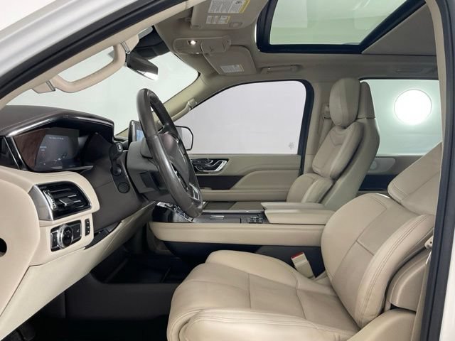Used 2021 Lincoln Navigator L Reserve w/ Luxury Package AWD/4WD image 10