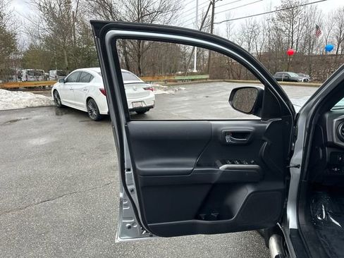 Used 2023 Toyota Tacoma TRD Sport w/ Advanced Technology Package image 25