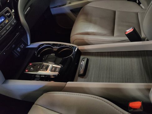Used 2019 Honda Pilot Touring image 26