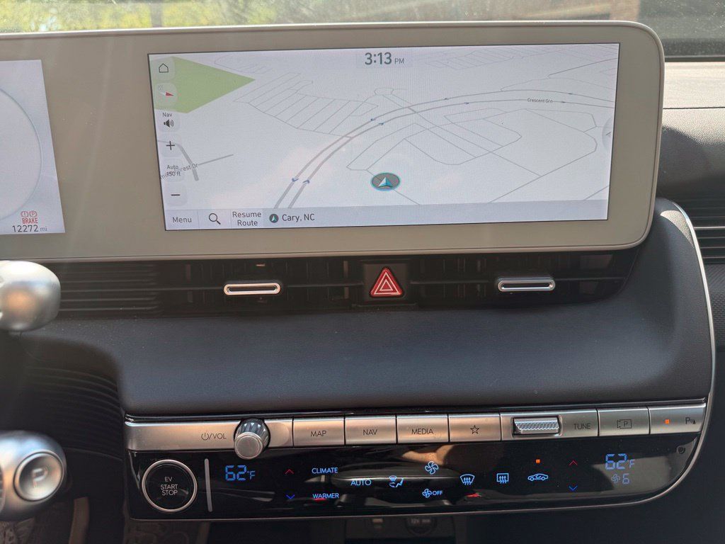 Used 2024 Hyundai Ioniq 5 Limited RWD image 14