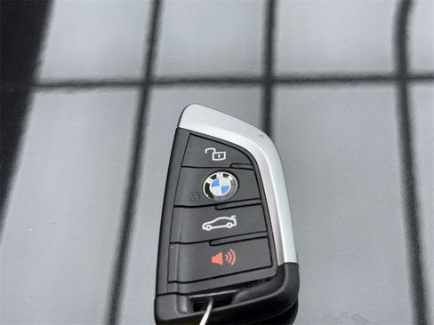Used 2025 BMW X4 xDrive30i image 63