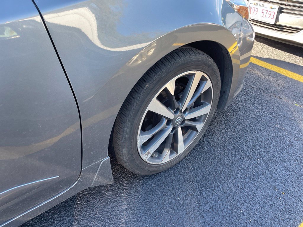 Used 2016 Nissan Altima 3.5 SR FWD image 4
