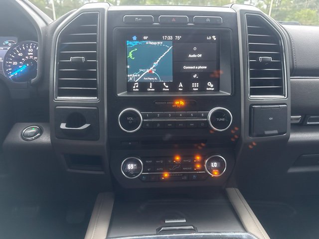 Used 2018 Ford Expedition XLT w/ Equipment Group 202A RWD image 13