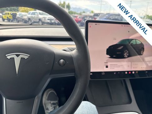 Used 2023 Tesla Model Y Long Range AWD/4WD image 21