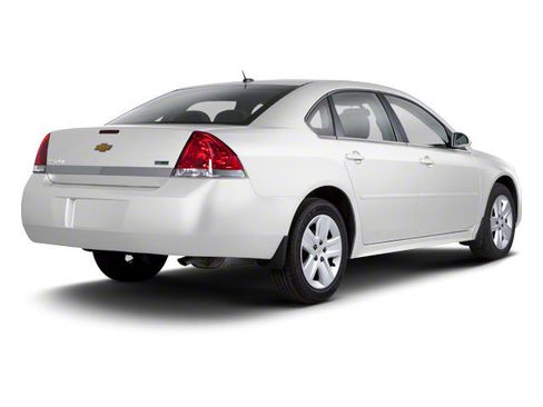 Used 2010 Chevrolet Impala LS FWD image 2