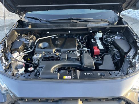 Certified 2022 Toyota RAV4 TRD Off-Road image 33