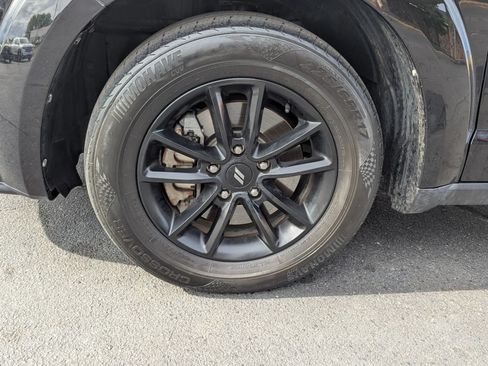 Used 2020 Dodge Journey SE w/ Blacktop Package FWD image 25