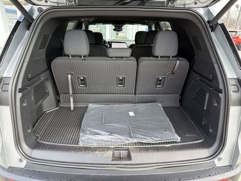 New 2026 Chevrolet Traverse LT w/ Midnight/Sport Edition image 25